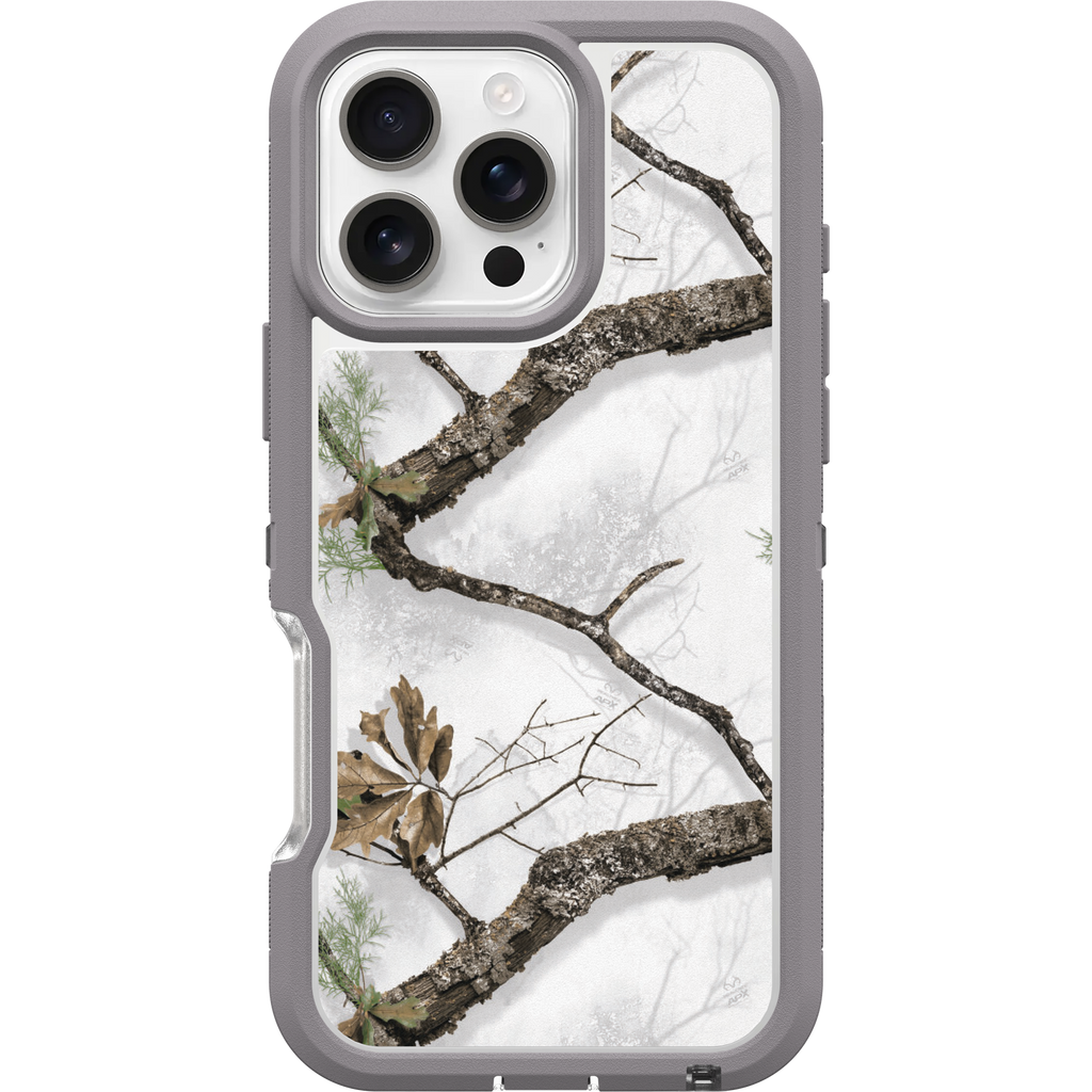 iPhone 16 Pro Max Defender Series XT Pro for MagSafe Realtree APX