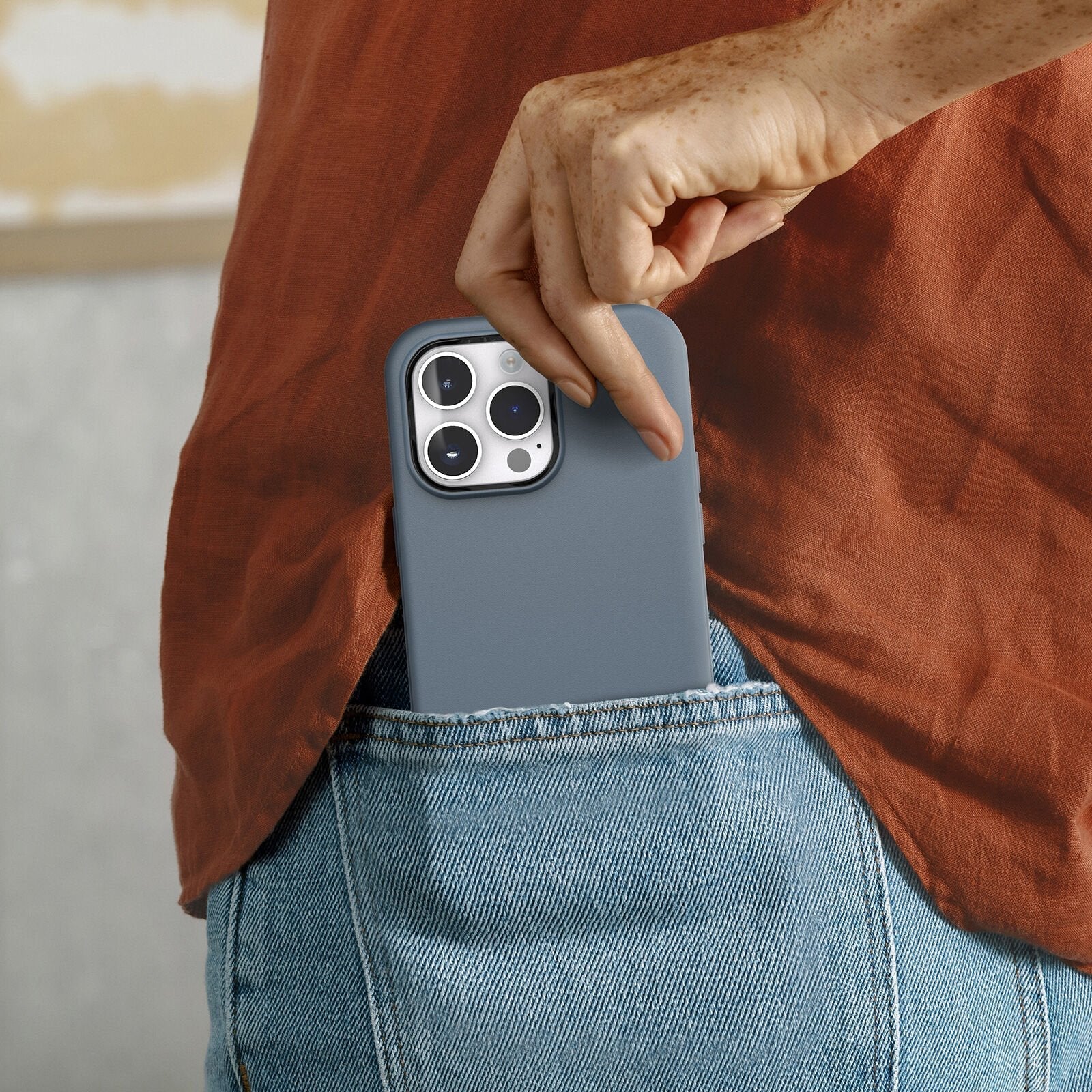 iPhone 14 Pro Max Symmetry Series for MagSafe Case
