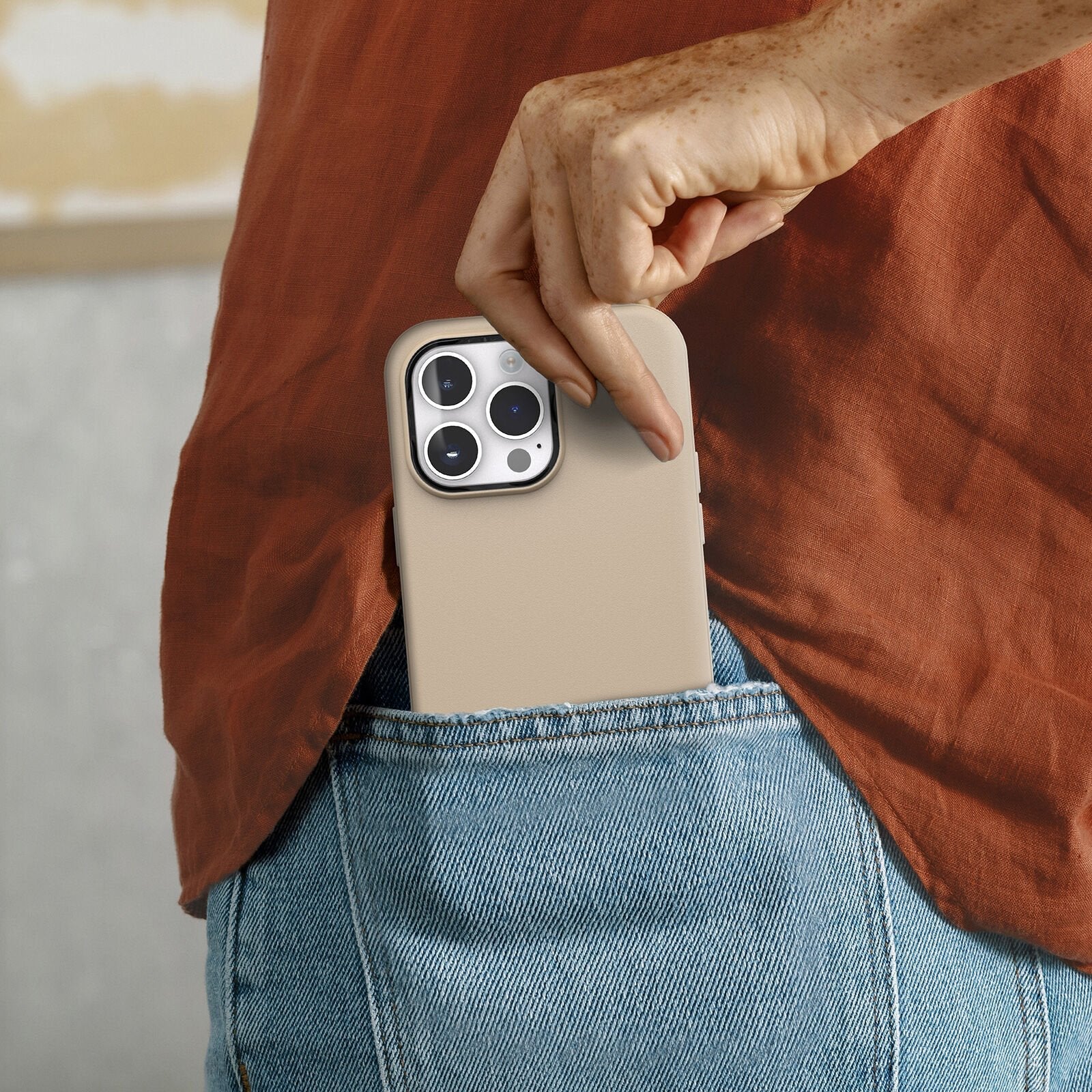 iPhone 14 Pro Max Symmetry Series for MagSafe Case